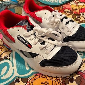 Reebok Classics blue white red gray Sz 3.5 New Sneakers